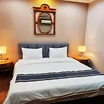 Timber Retreat In Heart Of Kl - 1 Min To Pavilion & Klcc
