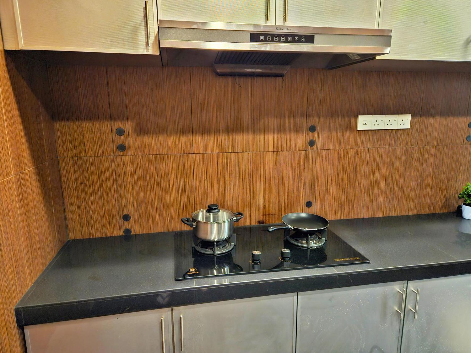 Timber Retreat In Heart Of Kl - 1 Min To Pavilion & Klcc Pangsapuri Kuala Lumpur